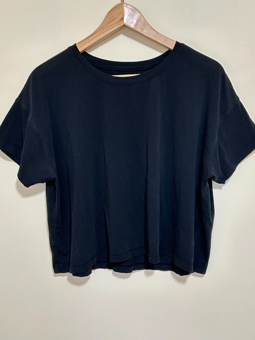 Lululemon Relaxed Cropped Short Sleeve Tee Black